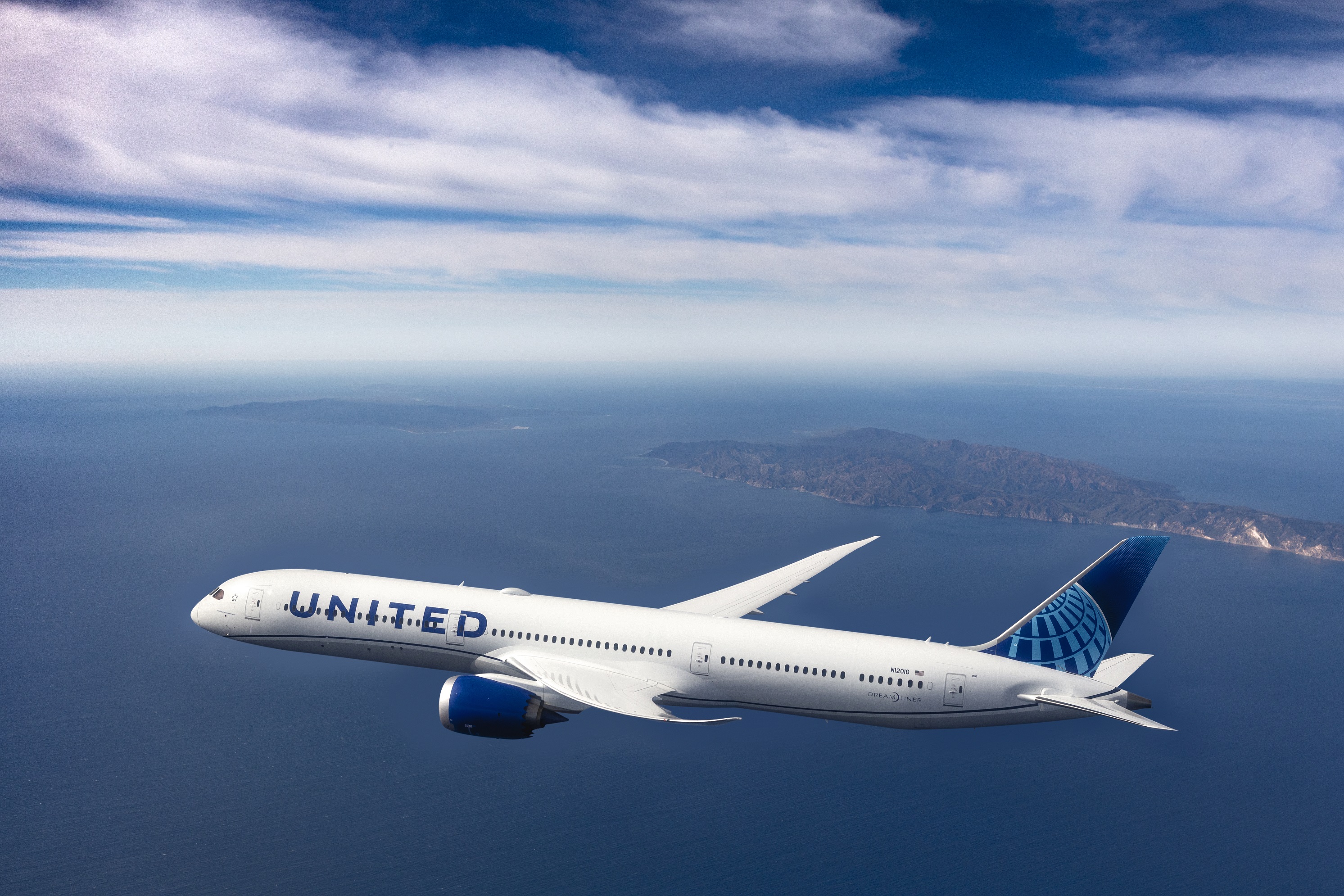 United Airlines extends seasonal flights schedule from Athens to the US